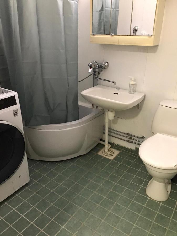 Spacious 1Bdrm Apartment Near Metro. Free Parking ヴァンター エクステリア 写真